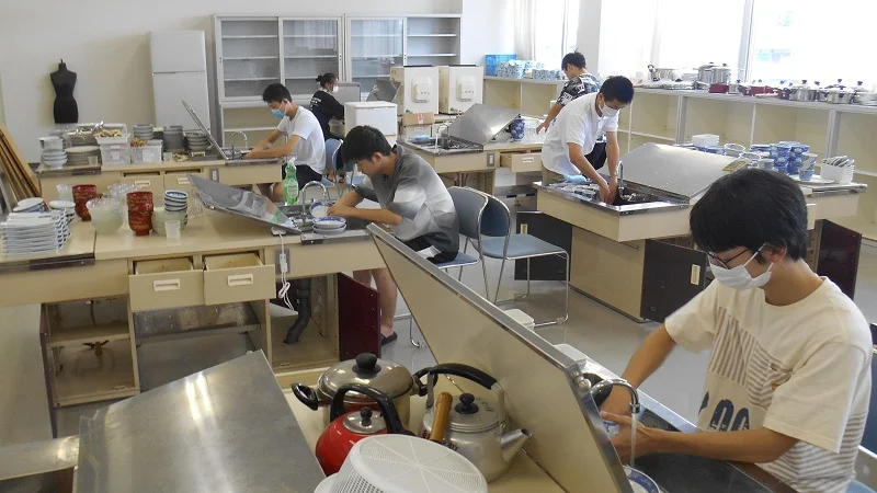 Xem chi tiết chủ đề: Số lượng du học sinh người nước ngoài theo học tại các cơ sở đào tạo điều dưỡng lần đầu tiên vượt qua số lượng sinh viên Nhật Bản.
