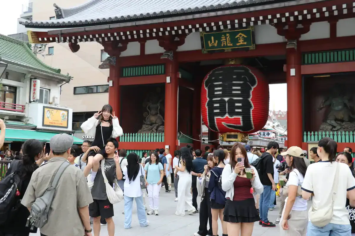 Thumbnail bài viết: Tác động kinh tế của du lịch tại Tokyo đạt mức cao kỷ lục 18 nghìn tỷ yên. "Chi tiêu của người nước ngoài cao".