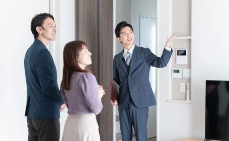 Xem chi tiết chủ đề: Xếp hạng "vấn đề" với người thuê nhà nước ngoài, hạng 3 : "Sử dụng sai không gian chung" . Vị trí thứ hai và thứ nhất là ?