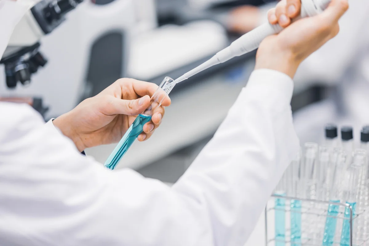 Xem chi tiết chủ đề: Hàn Quốc nằm trong bảng xếp hạng "1% các nhà khoa học thế giới" với 76 nhà khoa học và Nhật Bản với 88 nhà khoa học.