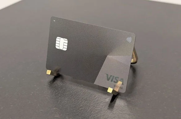 Xem chi tiết chủ đề: "Mua những thứ không thể mua" với phí thường niên 99.000 yên. Thế giới bí ẩn của những tấm thẻ dành cho giới siêu giàu.