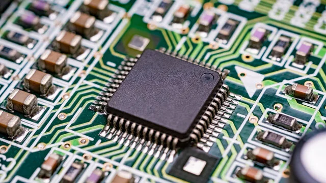 Xem chi tiết chủ đề: Giá PC và các linh kiện chính sẽ tiếp tục tăng trong bao lâu ? Nguyên nhân tăng giá và triển vọng tương lai