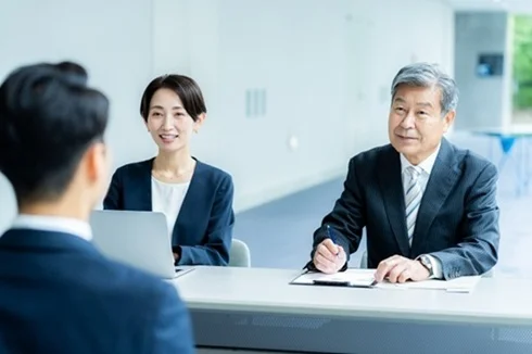 Xem chi tiết chủ đề: Nhật Bản : Phương thức tuyển dụng "thông thường" đang đạt đến giới hạn , 40% doanh nghiệp đối mặt với tình trạng thiếu nhân lực.