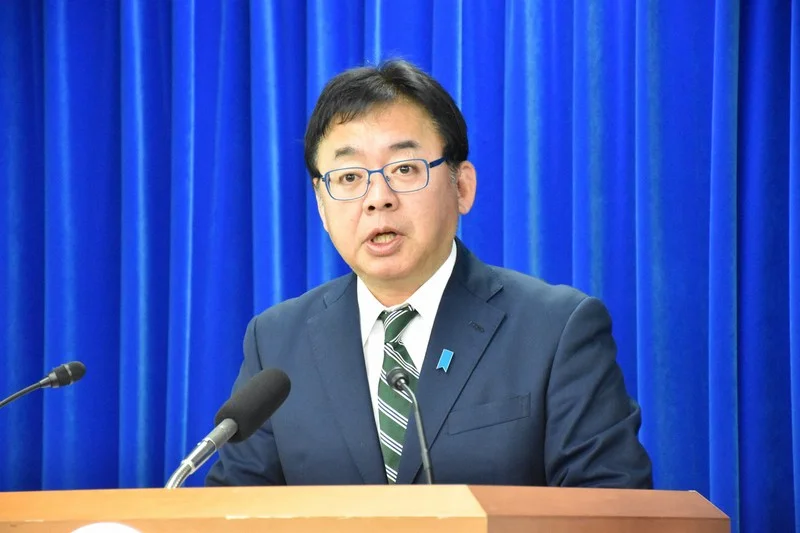 Thumbnail bài viết: Bộ trưởng Bộ Y tế, Lao động và Phúc lợi : "Sẽ thúc đẩy việc thu thập thông tin việc người nước ngoài sử dụng trợ cấp công ở cấp quốc gia".