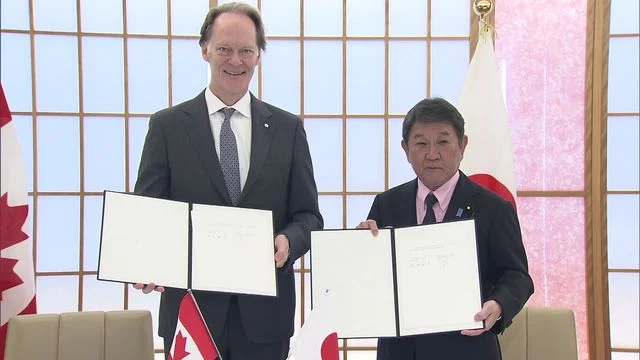 Xem chi tiết chủ đề: Nhật Bản và Canada ký kết Biên bản ghi nhớ hợp tác sơ tán công dân hai nước trong trường hợp khẩn cấp.