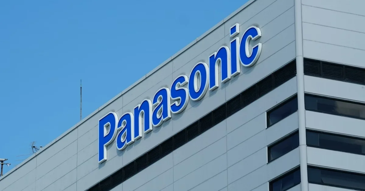 Thumbnail bài viết: Tập đoàn Panasonic tuyển dụng 1.100 sinh viên mới tốt nghiệp trong năm tài chính 2027, giảm 200 người so với năm trước.