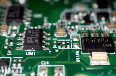 Xem chi tiết chủ đề: Thị trường bán dẫn toàn cầu tăng trưởng 46,1% so với cùng kỳ năm ngoái trong tháng 1 năm 2026. Nhật Bản là quốc gia duy nhất ghi nhận sự sụt giảm.