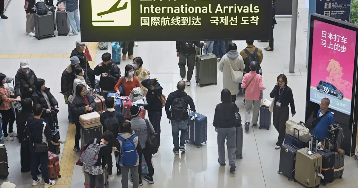 Xem chi tiết chủ đề: Lượng khách du lịch đến Nhật Bản tháng 2 tăng 6,4% lên 3,46 triệu người: Căng thẳng Trung Đông gia tăng, bất ổn ngày càng trầm trọng.