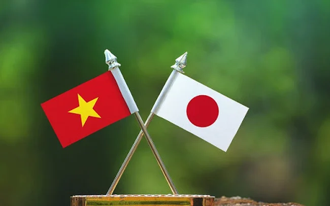 Xem chi tiết chủ đề: Người Việt Nam chiếm đa số trong số người nước ngoài làm việc tại Nhật Bản, cảm nhận của người Nhật về làn sóng chỉ trích trực tuyến gia tăng là ?