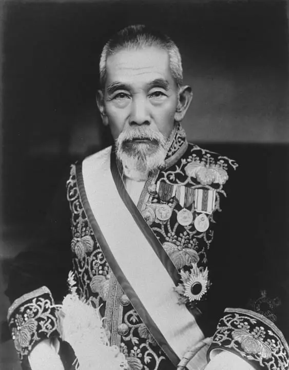800px-Inukai_Tsuyoshi-563x720.webp