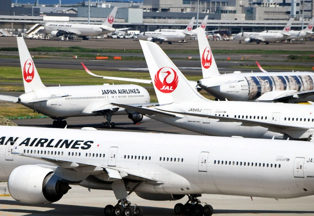 Thumbnail của bài viết: Japan Airlines thâm hụt 93,7 tỷ yên, tương đương với năm 2009 trước khi phá sản