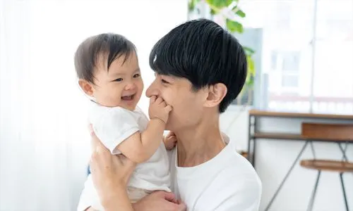 Xem chi tiết chủ đề: Nhật Bản : Hơn 70% bà nội trợ làm việc bán thời gian không muốn chồng nghỉ phép chăm sóc con, 
lo lắng về việc mất thu nhập ?