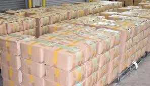 Xem chi tiết chủ đề: 45 tấn đậu xanh thực chất là gạo . 2 người bị bắt vì nghi ngờ buôn lậu, có thể đã bán gạo dưới mác hàng Nhật.