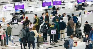 Xem chi tiết chủ đề: Thắt chặt quy định nhập cảnh đối với chi phí y tế chưa thanh toán trên 10.000 yên . Chính phủ đề xuất phản ứng về chính sách đối với người nước ngoài.