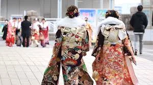 Xem chi tiết chủ đề: Suy nghĩ của thế hệ trưởng thành mới về "Chính trị Nhật Bản," "Quản lý tài sản," "Hôn nhân," "Tìm kiếm trên điện thoại thông minh," "Mạng xã hội"