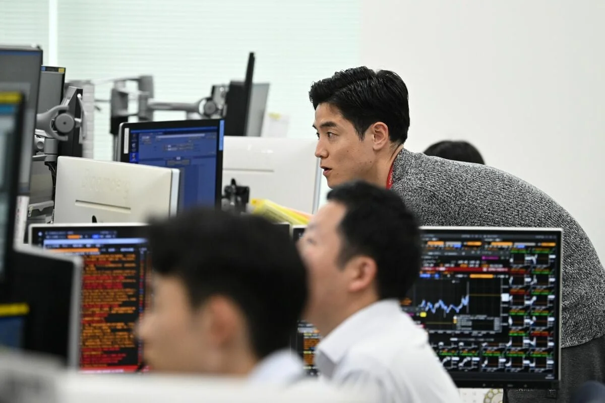 Xem chi tiết chủ đề: Phiên đấu giá trái phiếu chính phủ Nhật Bản kỳ hạn 20 năm được đánh giá "tiến triển tốt", lợi suất cao thu hút nhu cầu nhà đầu tư.