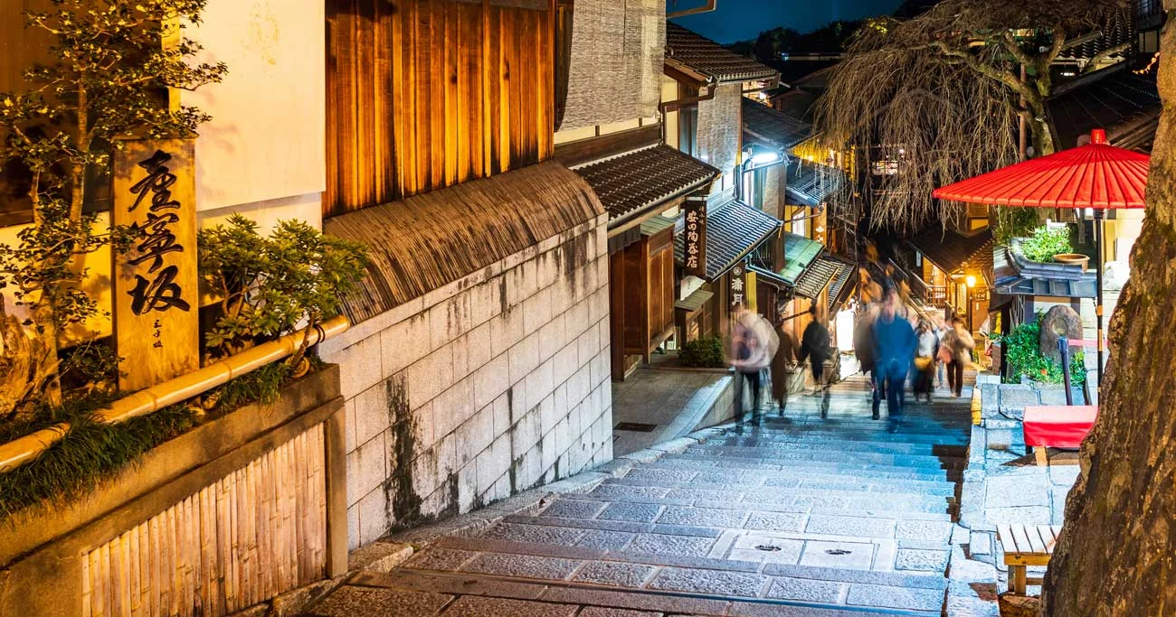 Xem chi tiết chủ đề: Mặt trái của Kyoto: Càng nhiều khách du lịch nước ngoài, càng nhiều nhà hàng địa phương buộc phải đóng cửa.