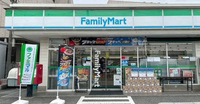 Thumbnail của bài viết: FamilyMart công bố kết quả thử nghiệm tính phí thìa nhựa.Lần đầu tiên áp dụng cho một cửa hàng tiện lợi lớn, kết quả là ?