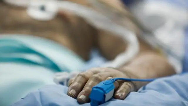 Thumbnail của bài viết: Điều trị corona, sau khi tìm kiếm quá nhiều trên mạng...Sự đau khổ của bệnh nhân được kể bởi các y tá