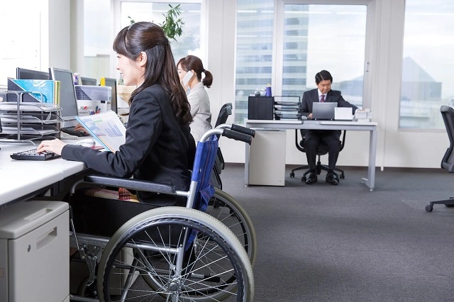 Thumbnail bài viết: Mục tiêu việc làm cho người khuyết tật năm tài chính 2025 đạt mức cao kỷ lục mới, thảo luận tại Tiểu ban Hội đồng Chính sách Lao động.