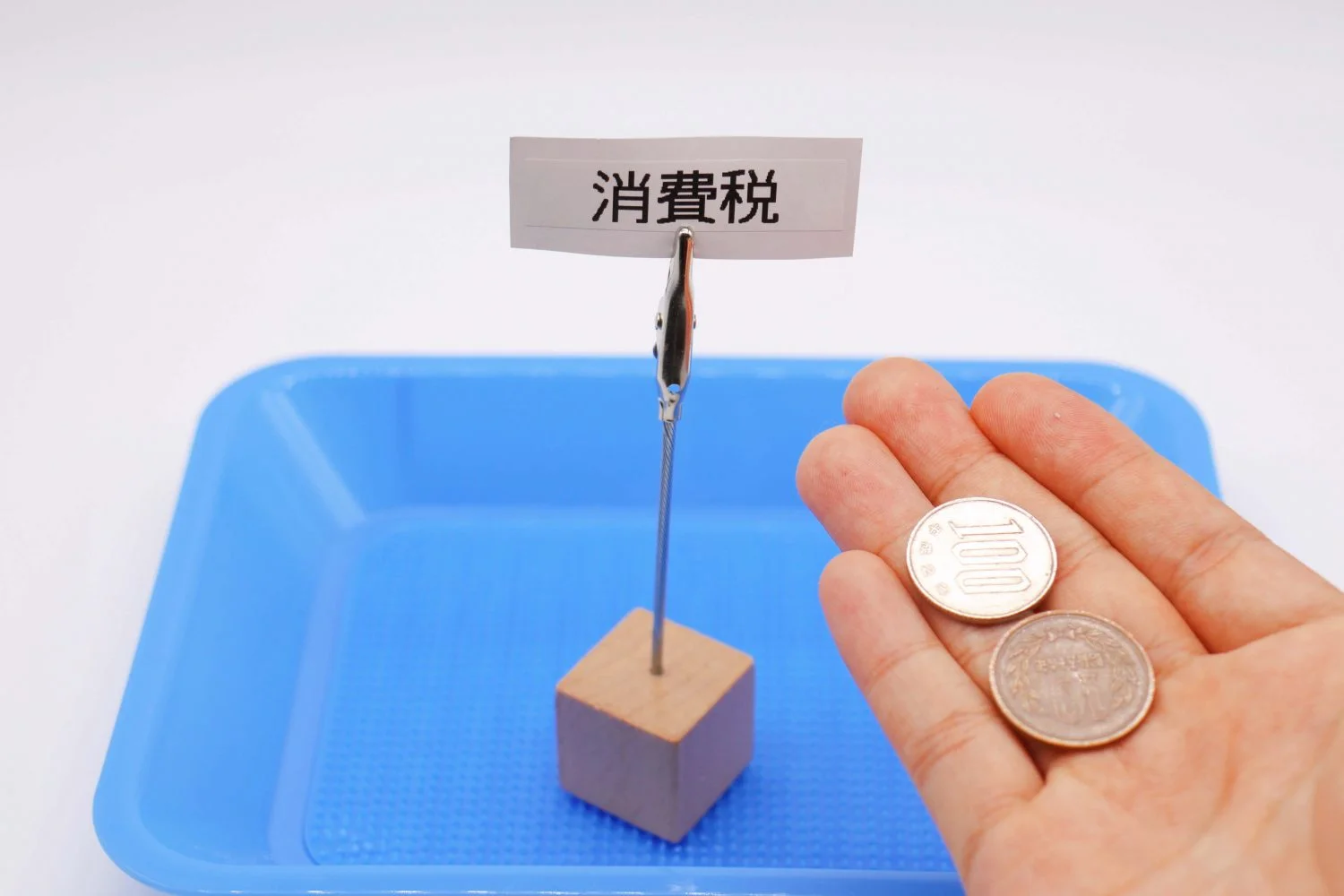 Xem chi tiết chủ đề: Ba lý do khiến thuế tiêu dùng bị ghét bỏ : Khoảng cách giữa các thế hệ nghiêm trọng không có dấu hiệu cải thiện.