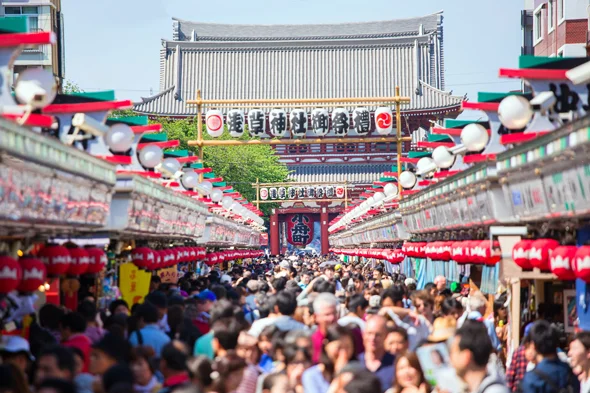 Xem chi tiết chủ đề: Tại sao lại có nhiều du khách nước ngoài đến vậy ? Bí quyết giảm tình trạng đông đúc ở Tokyo và Osaka.