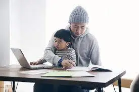 Thumbnail của bài viết: Nhật Bản là một đất nước mà bạn không thể sống một "cuộc sống bình thường" ngay cả khi làm việc toàn thời gian