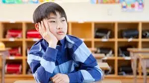 Thumbnail của bài viết: Nhật Bản: Khám phá tình hình thực tế về những lo lắng mà học sinh tiểu học gặp phải trong cuộc sống học đường (phát hành năm 2020)