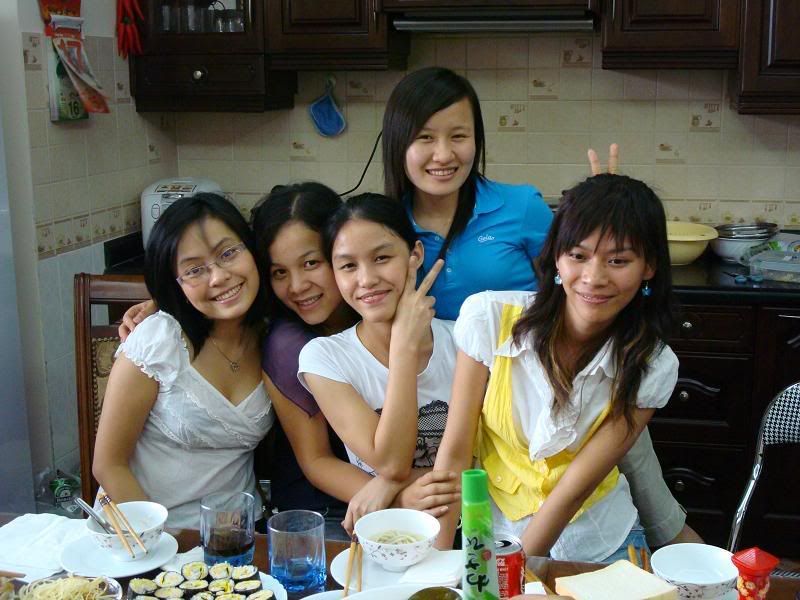 Xem chi tiết chủ đề: Ảnh thành viên offline ttnb đây (~^_^~)