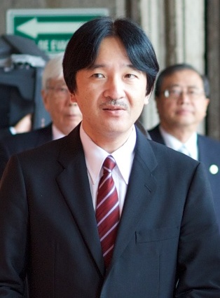 Prince_and_Princess_Akishino_during_their_visit_to_México_City_(2014)_(cropped).jpg