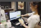 Family Mart đặt mục tiêu có 1000 cửa hàng với hệ thống thanh toán tự động vào năm 2024