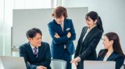 Năng suất lao động của Nhật Bản đứng thứ 27/38 nước OECD, thấp nhất từ trước đến nay. Ít hơn 60% so với vị trí thứ 7 là Mỹ.