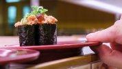 Nhật Bản : Khủng bố tại các nhà hàng, tiếng than thở của người nước ngoài sống ở Nhật Bản.