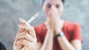 Nhật Bản : Hút thuốc thụ động , khoảng 73%  “không thoải mái trên đường phố”.