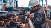 Nhật Bản : Số lượng lao động nước ngoài vượt quá 2 triệu người, tăng 12,4% . Tình trạng thiếu hụt lao động vẫn tiếp diễn .