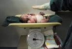 Tỷ lệ sinh thế giới : Hầu hết các nước sẽ không thể duy trì dân số vào cuối thế kỷ này.