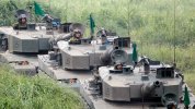 Chi tiêu quân sự của Nhật Bản gần nhất là 1,20% GDP , nhìn vào xu hướng chi tiêu quân sự và GDP ở các nước khác.