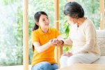 Công việc chăm sóc tại nhà được phép đối với người lao động nước ngoài có kỹ năng đặc định và thực tập sinh kỹ năng.