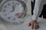 Nhật Bản : Một số nơi làm việc vượt quá 150 giờ mỗi tháng, Cục Lao động công bố thực trạng về giờ làm việc kéo dài.