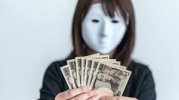 Nhật Bản: Gia tăng số lượng người tham gia vào "công việc bán thời gian bất hợp pháp"