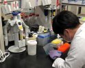 Nhật Bản tụt hậu, sản xuất vắc xin Corona trong nước bị đặt câu hỏi