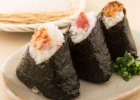 "Onigiri lâu đời nhất" được tìm thấy ở Ishikawa, có thể ăn được ? Để tránh tai ương ? Vẫn còn là một bí ẩn đến nay