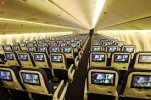 Nhật Bản: Tạm ngừng chiến dịch Go To trên toàn quốc, từ chối nhập cảnh mới đối với người nước ngoài