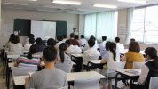 Thu nhập giảm do Corona, 33% học sinh đã nghĩ đến việc nghỉ học . Phụ huynh cũng đau khổ "Tôi không có đủ tiền" và "Tôi không thể ngủ được."