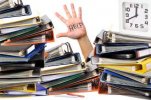 Nhật Bản : Chứng nhận tai nạn lao động như bệnh trầm cảm, nhiều nhất từ trước đến nay với 608 người. "Tự tử do làm việc quá sức" là 81 người.
